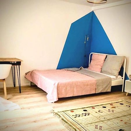Une Maison Design Dans Le Centre Ville Foix Kültér fotó