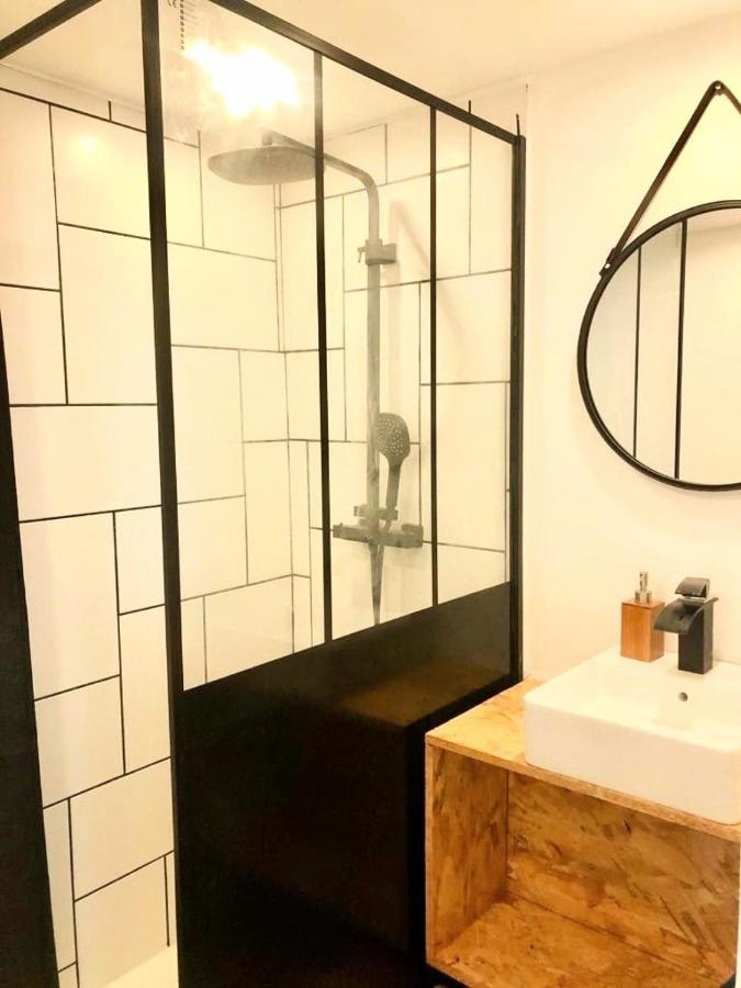 Une Maison Design Dans Le Centre Ville Foix Kültér fotó